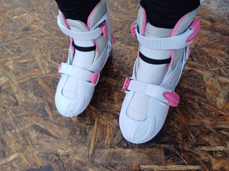 Patine gheata Germania marimea 35 !