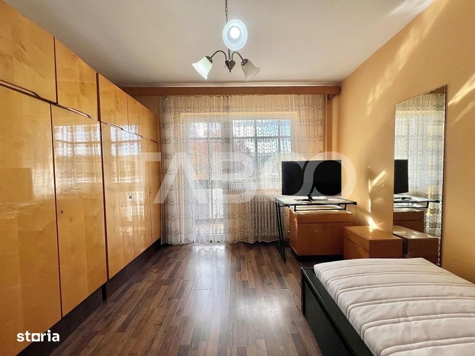 Apartament cu 3 camere de vanzare in Manastur izolat 2 balcoane boxa