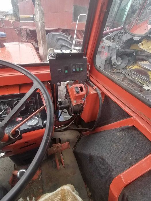 Tractor U650 de vanzare