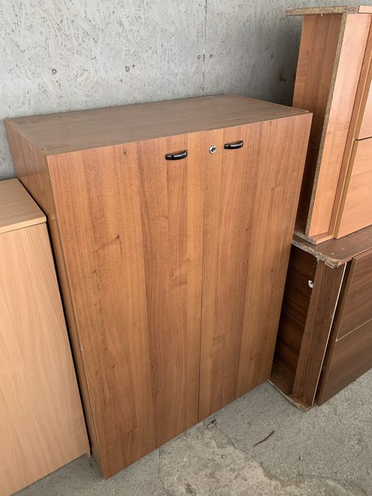 Шкаф в нормальном состоянии 5000тг