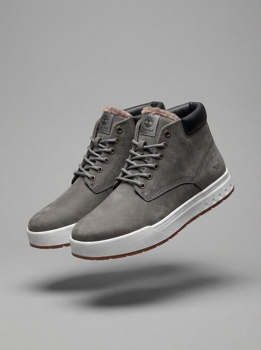 Кроссовки с мехом