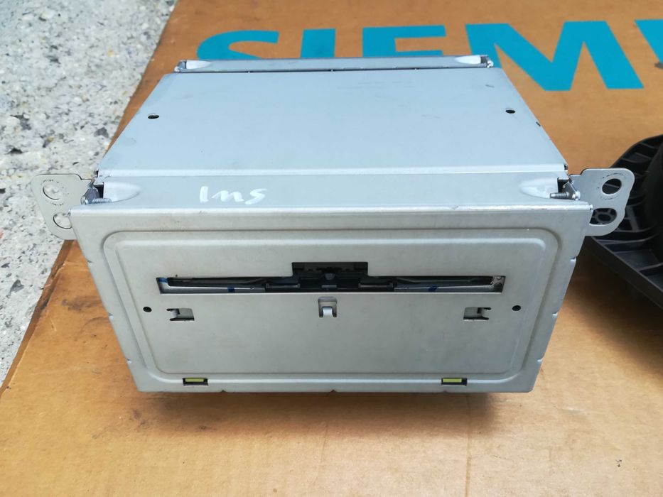 Opel Insignia Опел Инсигния cd цд сд дисплей  задни колонки тон колони