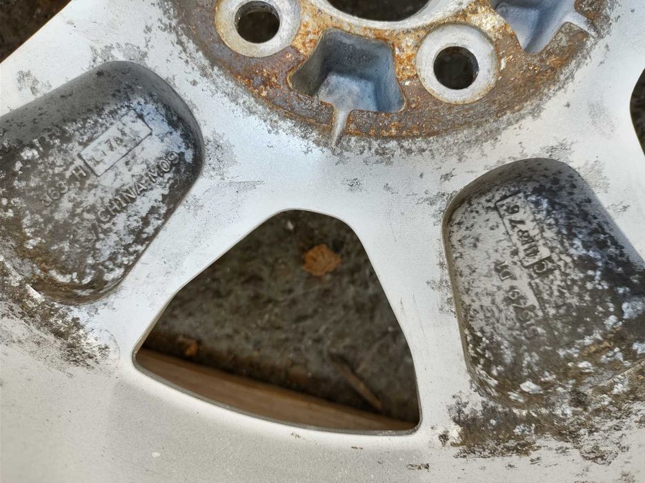 16 джанти 5х114,3 Jeep Cherokee KJ Liberty 7J et41,3 / 235/70/16