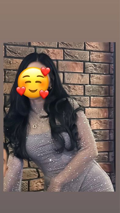 Продам платье полностью со стразами