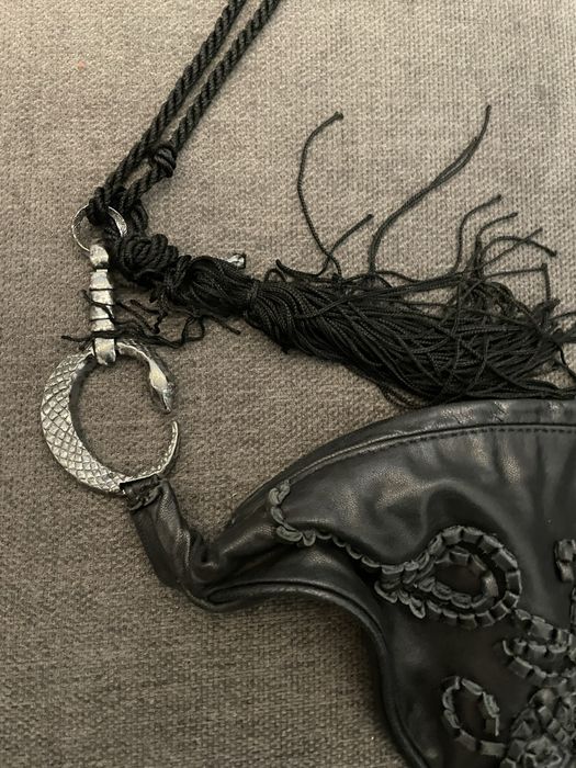 Кожена чанта с цветя