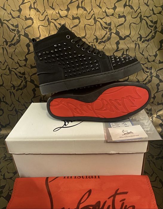 Vand christian louboutin calitate premium