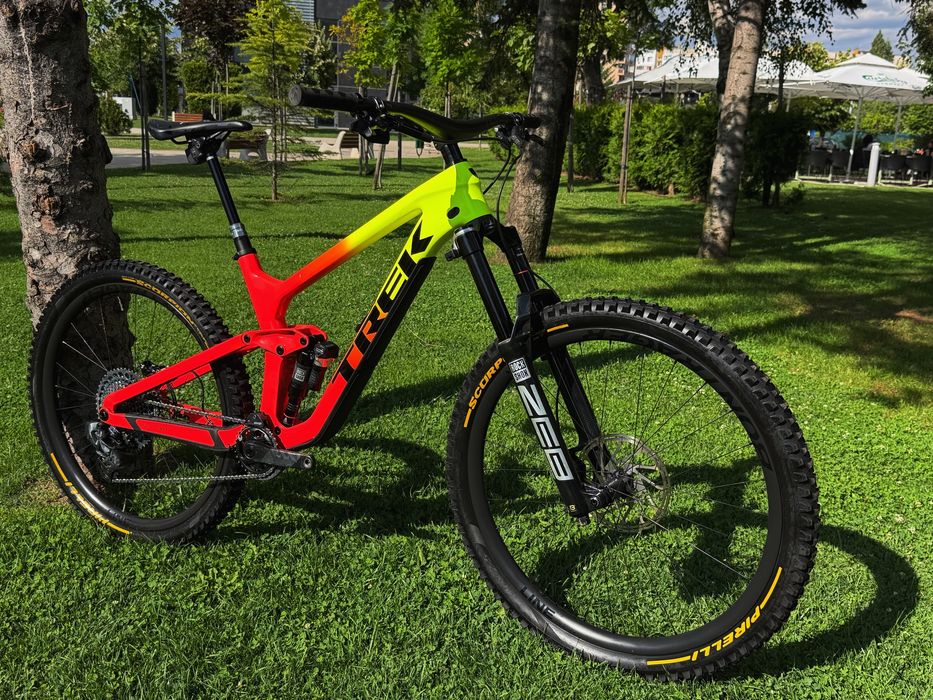 Trek Slash 9.9 XX1 AXS Flight Attendant Carbon 29”