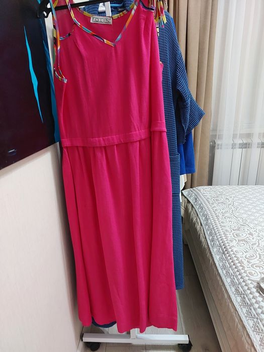 Продается б/у платье, двойка в отличном состочний