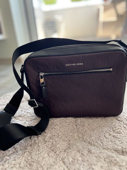 Оригинални чанти Michael Kors