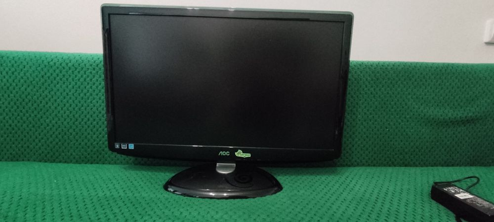 Монитор AOC e2440v 24" 1080p (16:9) 75 hz