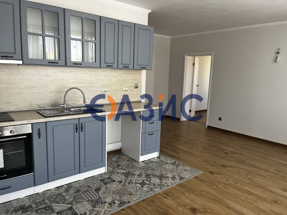 Продава се Двустаен апартамент в к.к. Слънчев бряг - 71 кв.м за 1175 €/кв.м - Снимка #4