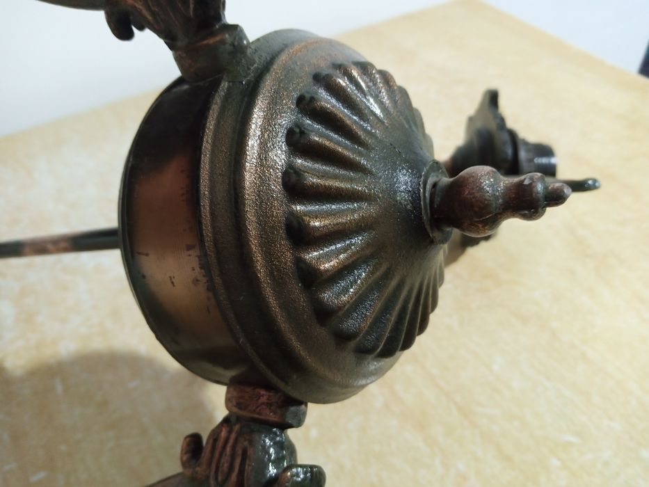 Продается люстра