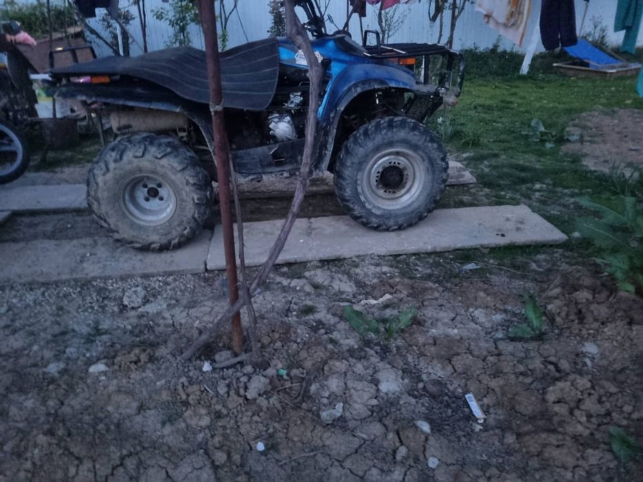 Vând ATV Linhai 300