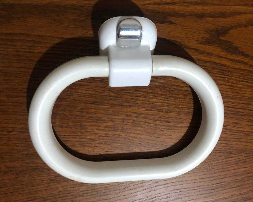 туалетные держатели для бумаги и полотенец