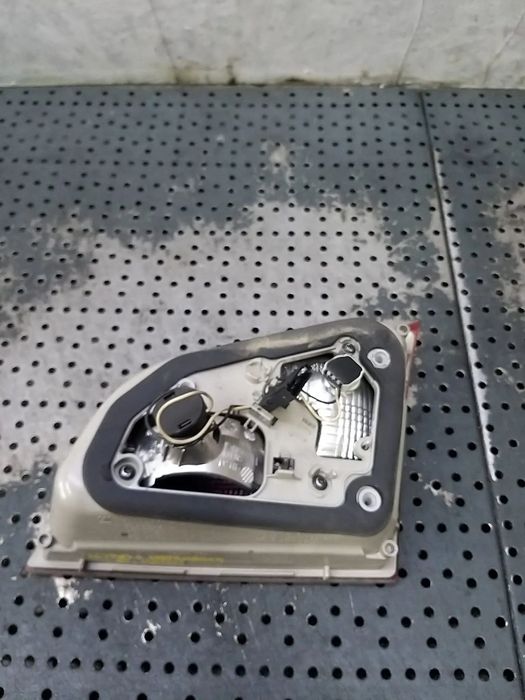 Stop tripla lampa stanga haion opel astra j 13282246