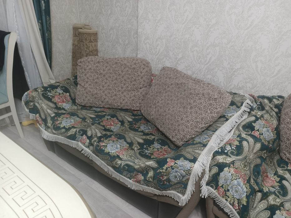 Продаю мягкий уголок 3-2-1