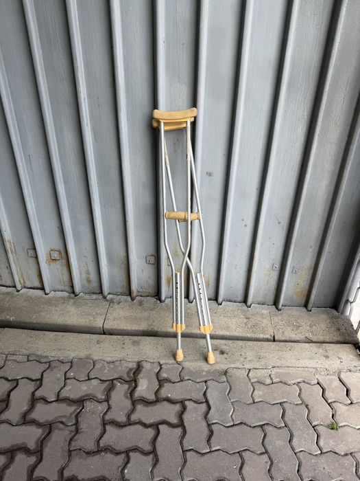 Костыли подмышечные регулируемые