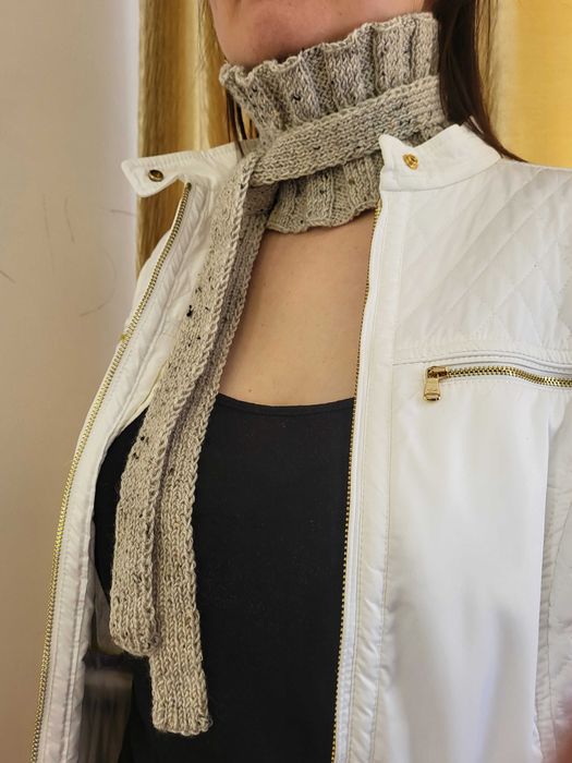 Вязанные вещи шарфики