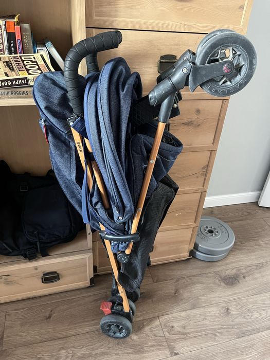 Maclaren коляска