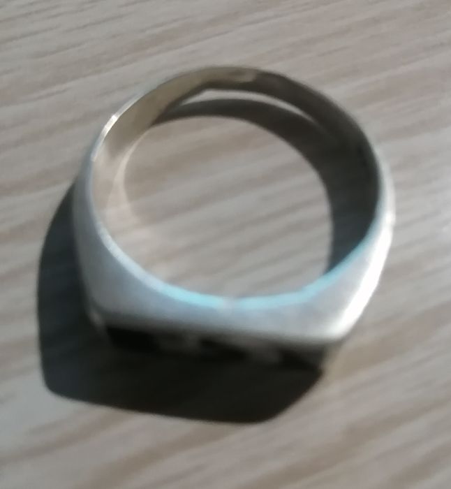 Серебро кольцо продаю