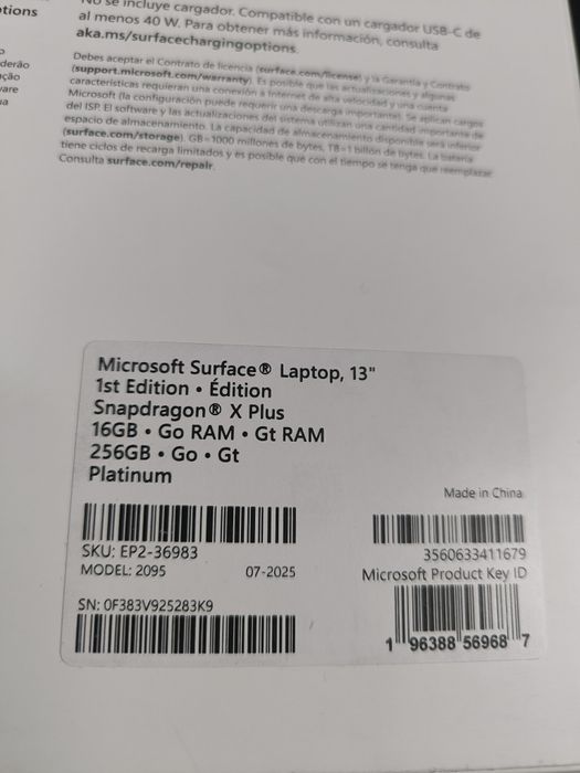Microsoft Surface laptop 13 1th edition , 2025, snapdragon x plus,nou