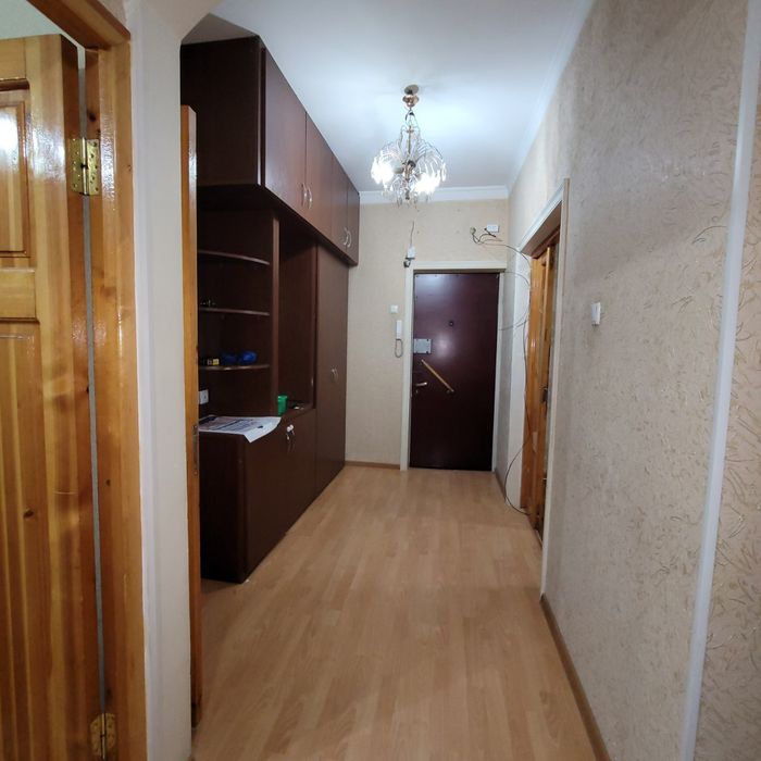 Продажа 3/1/5 на Юнусабад-19, 3 хонали сотилади