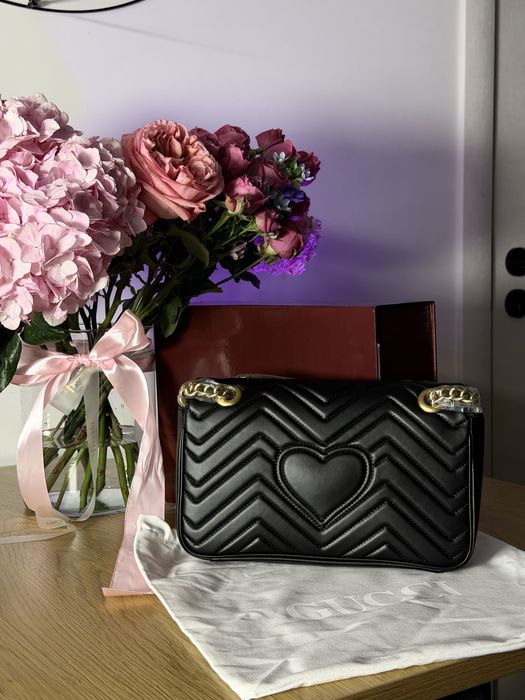 Черна дамска чанта Gucci