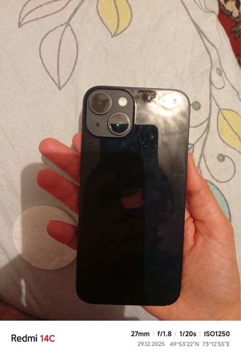 Продам айфон 14