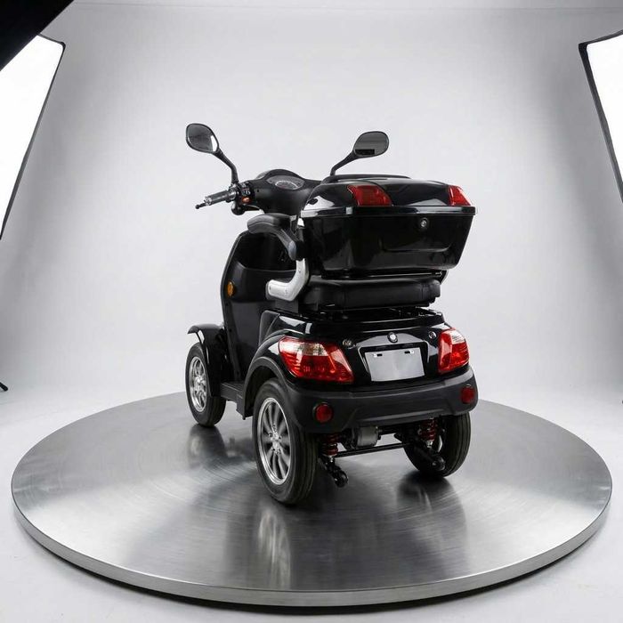 Scuter electric pentru persoane cu dizabilitati