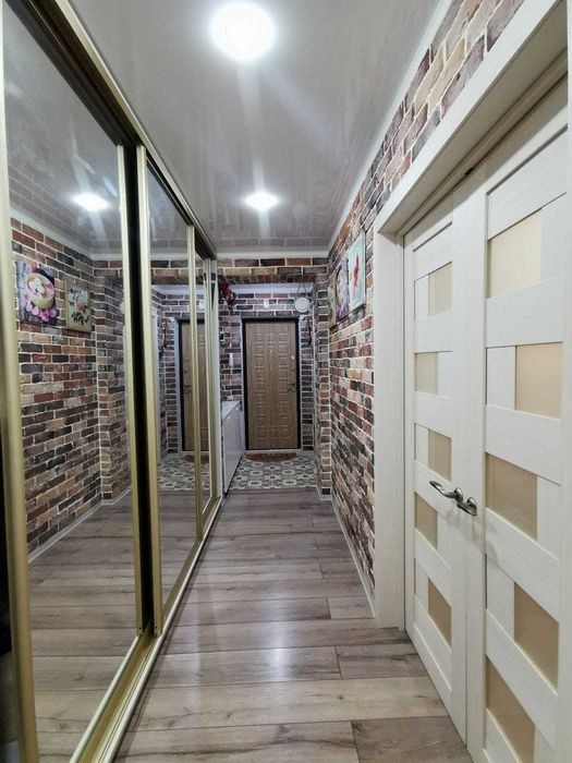 Продаётся 3 комн квартира