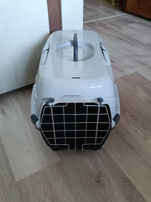 Переноска для питомцев