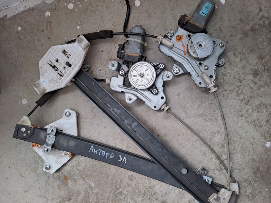 Машинка за прозорци Стъклоповдигачи Opel Antara 2008