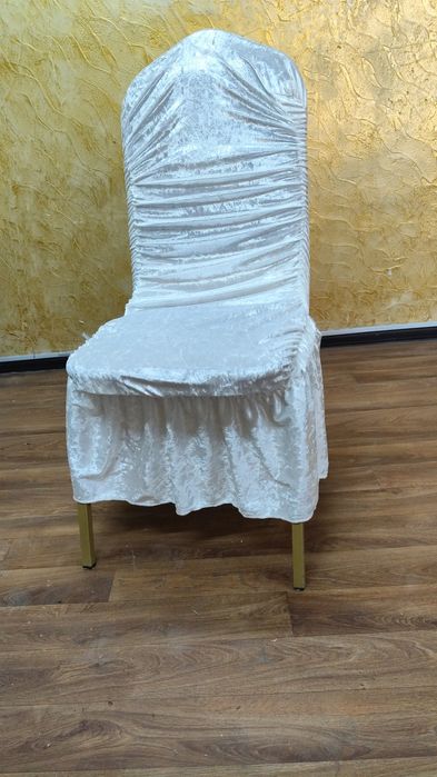 Чехов для стульев и скатерти