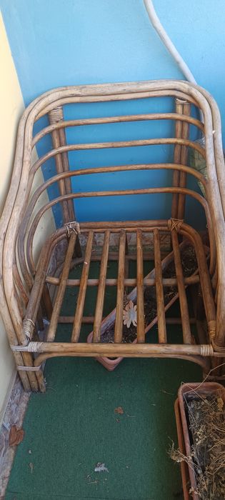 Fotoliu Vintage din Bambus / Rattan cu Pernă Inclusă
