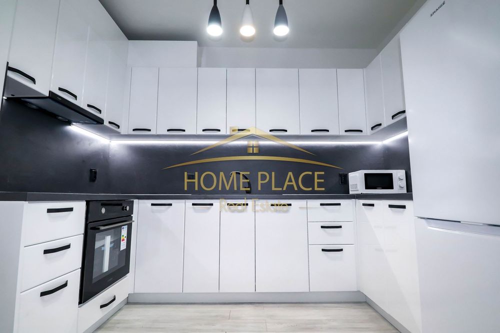 Дава се под наем Тристаен апартамент в Варна, Бриз - 135 кв.м за 1196.97 € - Снимка #2