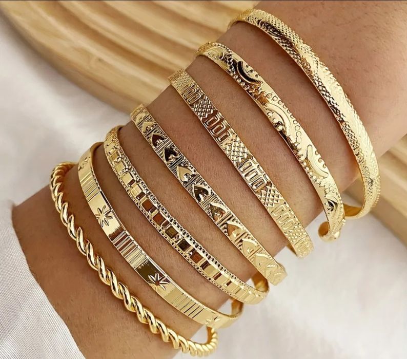 Набор браслетов 7 шт