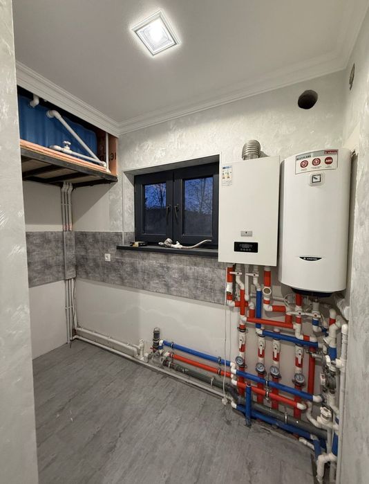 Продаётся 3х комнатная квартира. Вогзал