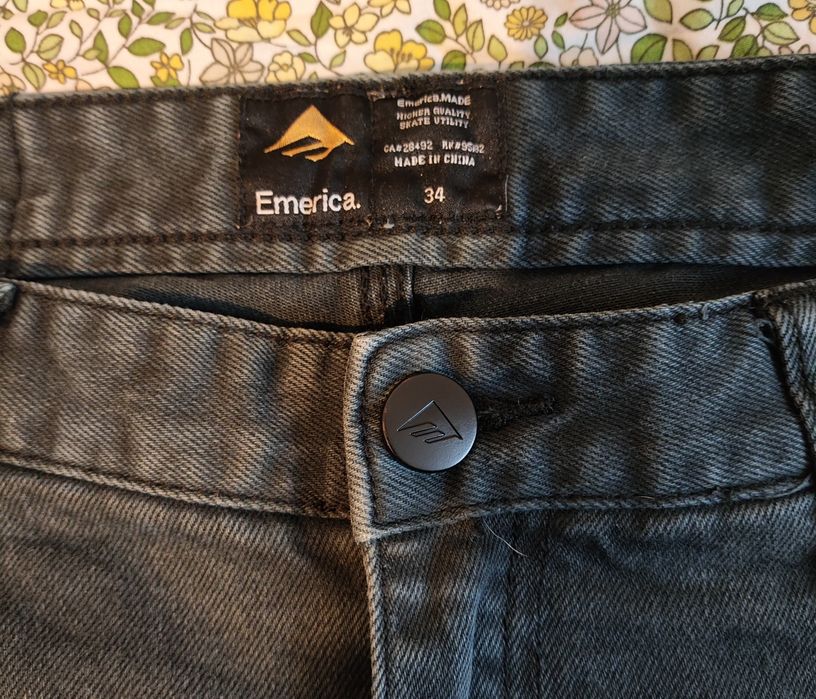 Emerica скейт дънки 34 Slim Fit