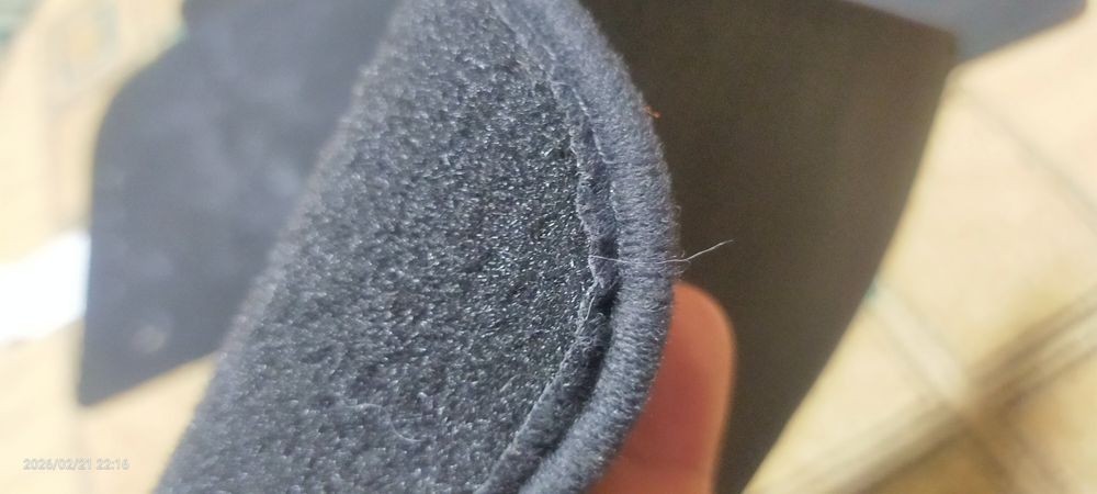 Полики коврики на Камри 80