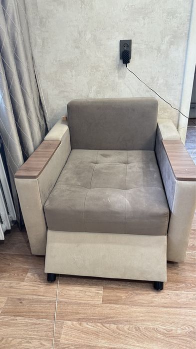 Продается мягкое кресло