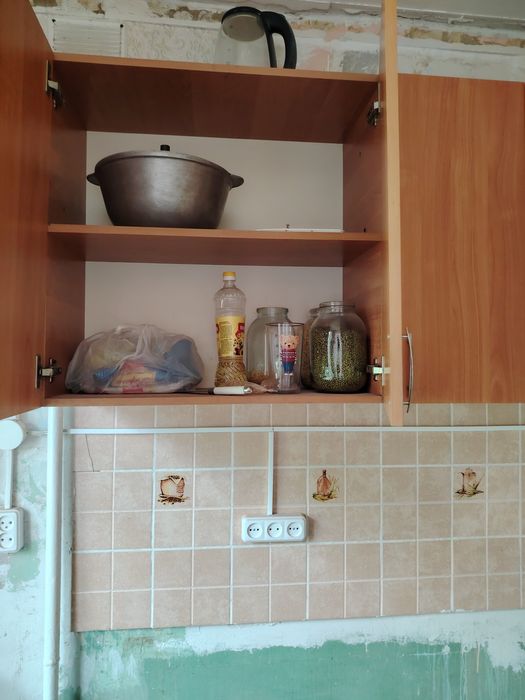 Продам кухонный гарнитур бу