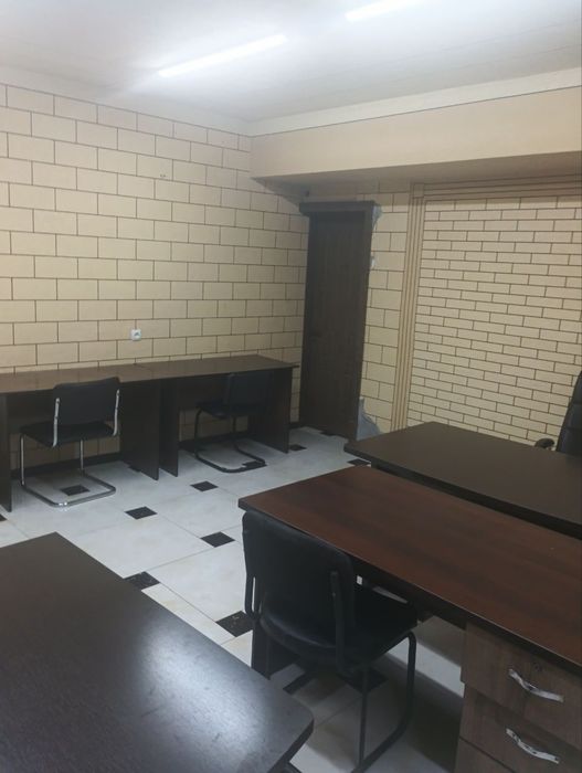 Хамза, подвальное,  двухкомнатный офис бизнес центр 70м2