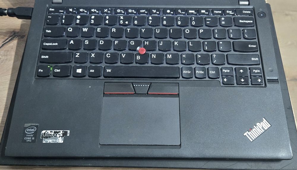 Laptop Lenovo X250 I5 5300u , SSDD , Windows 11 4GB Ram