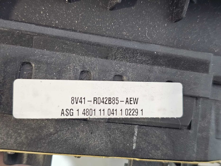 Airbag volan șofer Ford Kuga MK1 2008-2012 2011 2.0 TDCi Cod OEM: 8V41-R042B85-AEW, 8V41R042B85AEW (5E3)