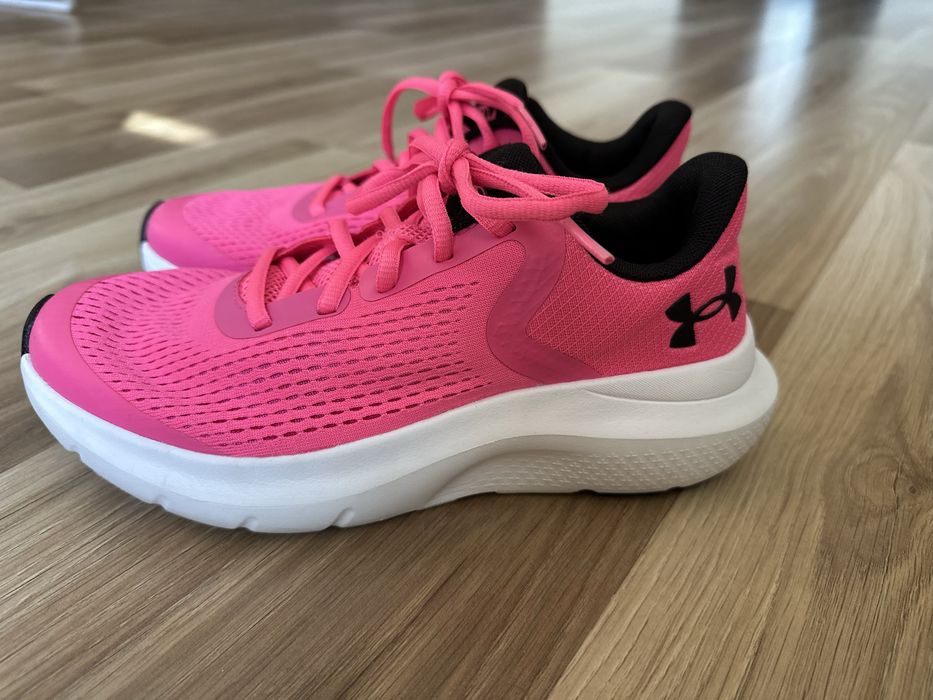 Маратонки  Under Armour