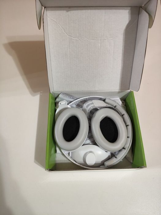 De vânzare căști pentru bebeluși