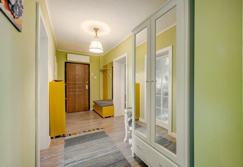 3 camere | Bd. BUREBISTA, Pta ALBA IULIA I Bloc 1995, beton armat 
260.000 € | Proprietar | Fără comision