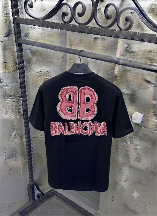 *BALENCIAGA* Дамска тениска