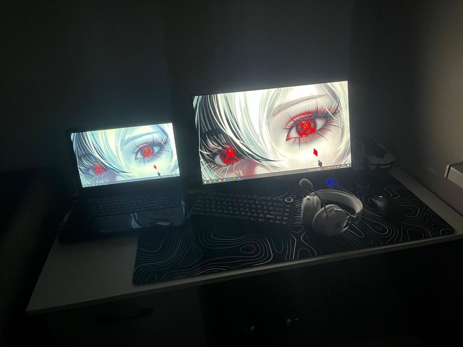 Монитор sanc и наушники