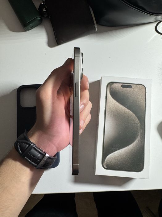 iPhone 15 Pro Max 256GB – eMAG • Garanție • Baterie 87%